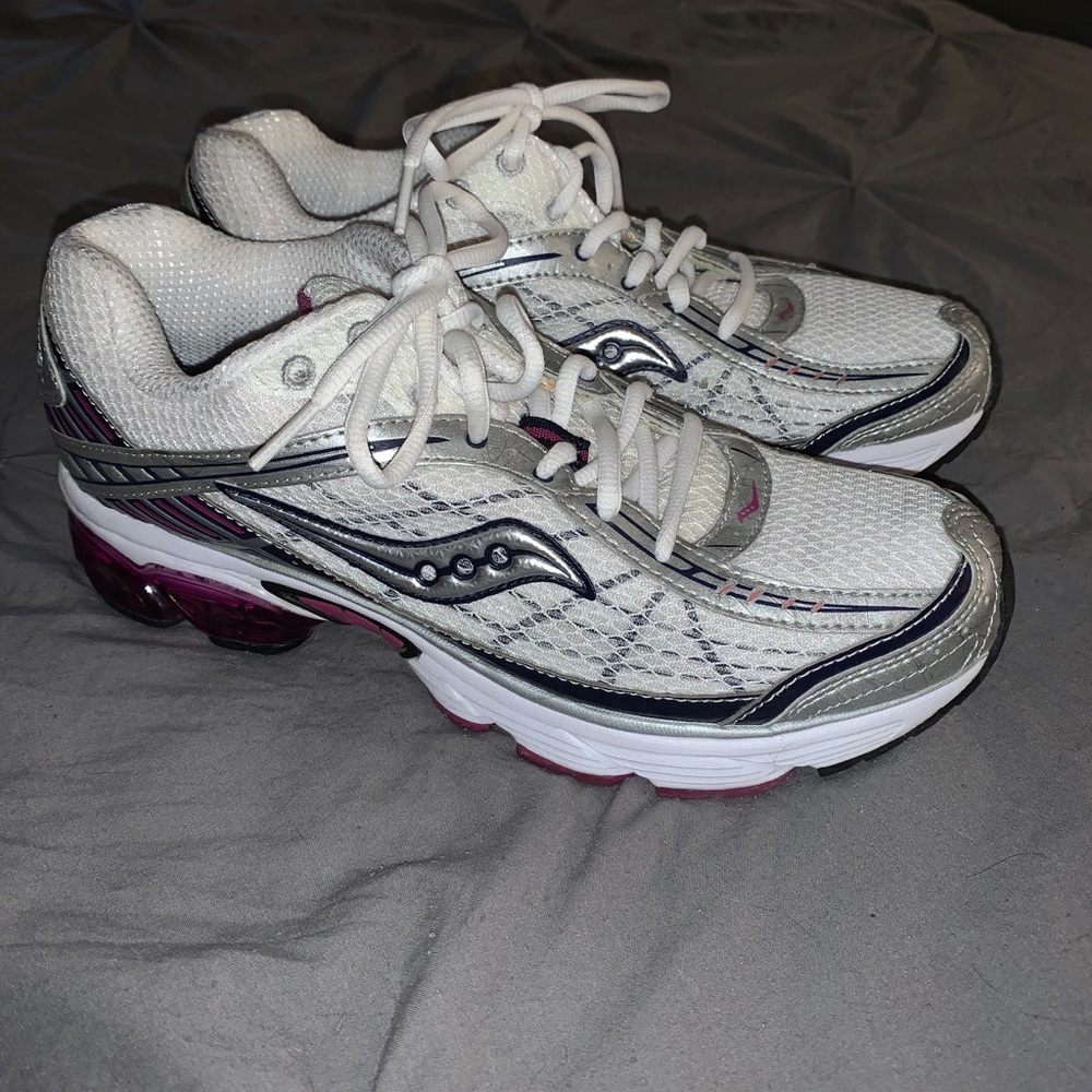 SAUCONY running shoes